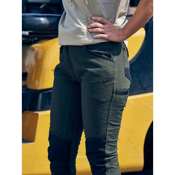 Womens Flx & Move Cargo Pants - BPL6044