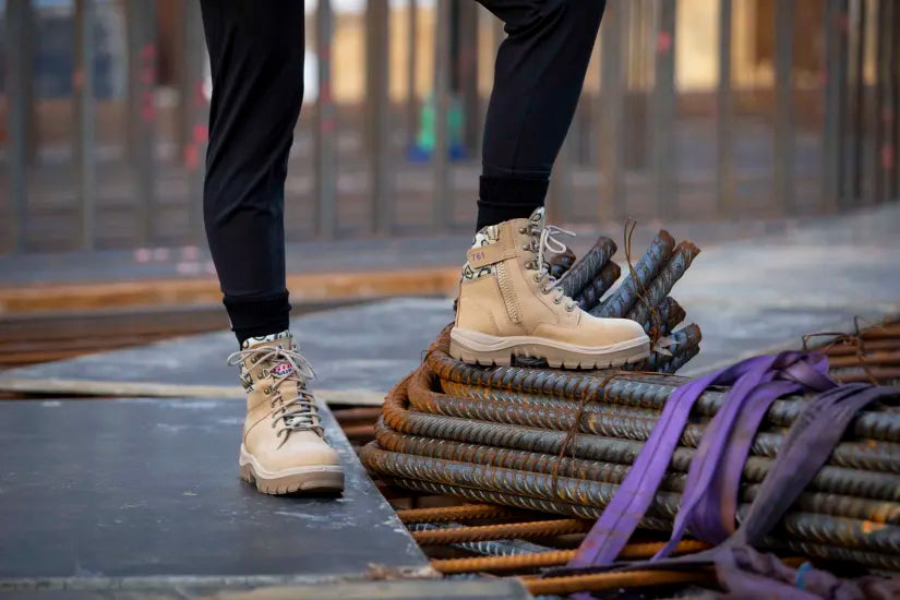 Steel Blue 522761 Southern Cross Ladies L/U Nitrile Zip Safety Boot