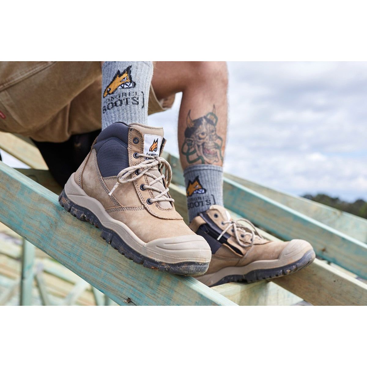 Mongrel 461060 Scuff Cap Zip Safety Boot
