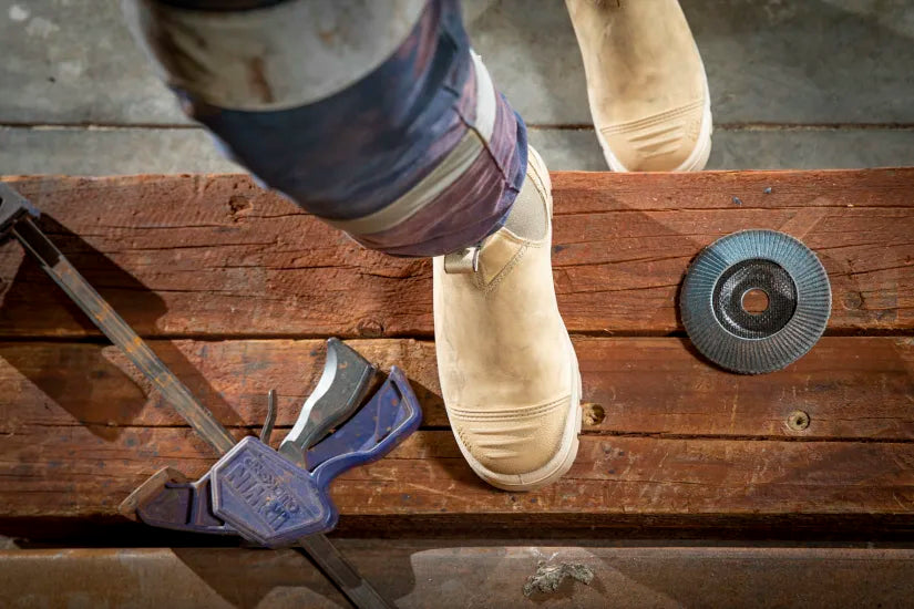 Steel Blue 312601 Hobart Scuff Safety Boot